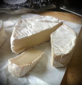 Over the moon Goats camembert