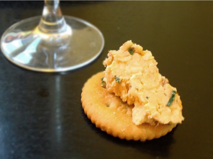 Christmas-cheeseball-Dec2012a