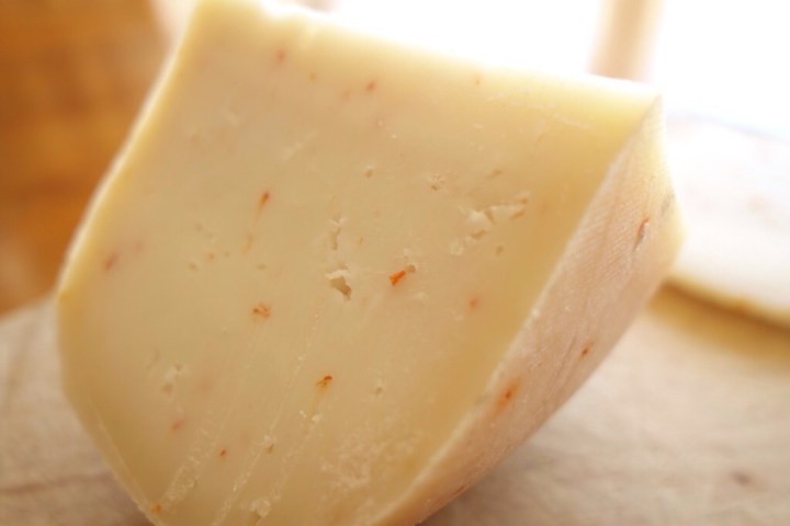 Aroha Organic Gaat cheese with Chilli - nutty, sweet, slightly floral with a subtle kick of chilli at the emd.